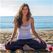 Clases de Hatha Yoga y meditación utilizando instrumentos en Sant Pere de Ribes, Sitges, Vilanova i la Geltrú, etc